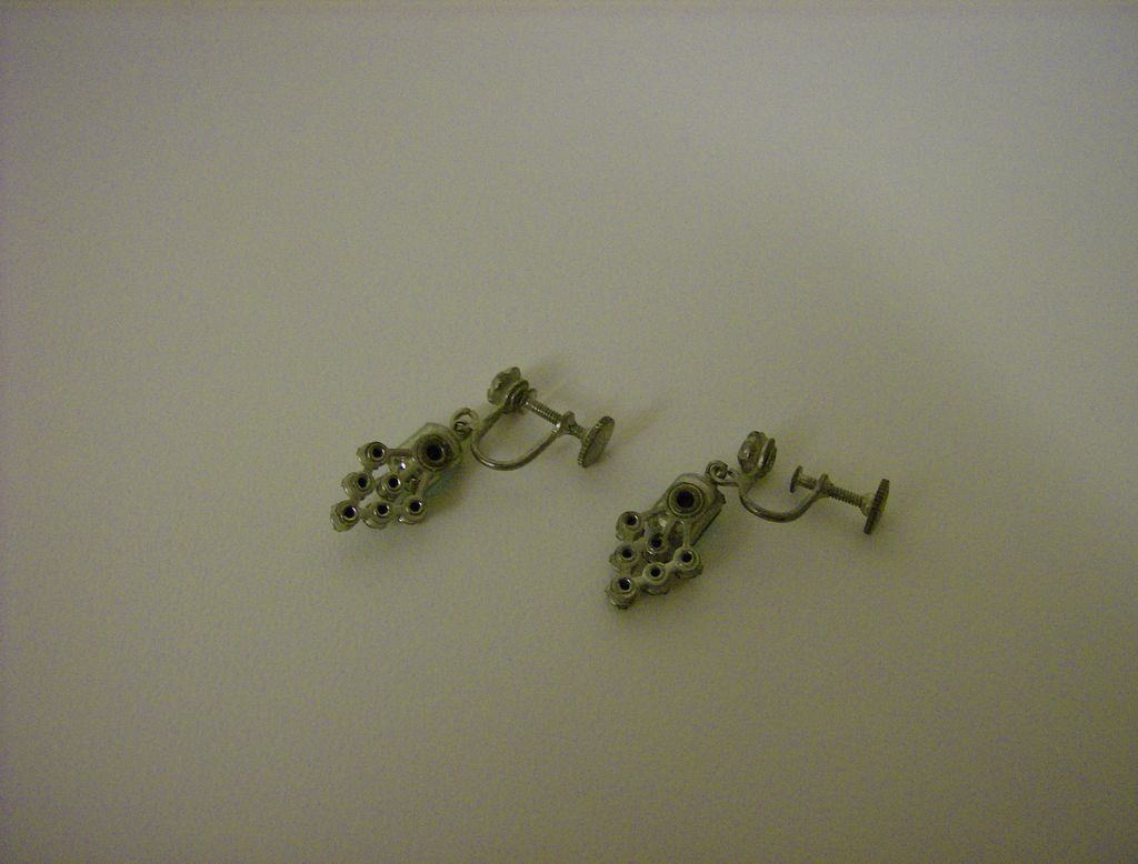Vintage Dangle Earrings ~ Screw Back ~ Blue & Clear Rhinestones Vintage Dangle Earrings ~ Screw Back ~ Blue & Clear Rhinestones