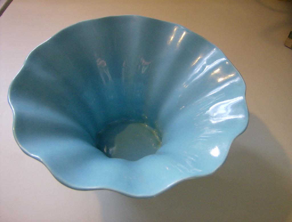 Red Wing Pottery Blue Luster Bowl 1946 Red Wing Pottery Blue Luster Bowl 1946