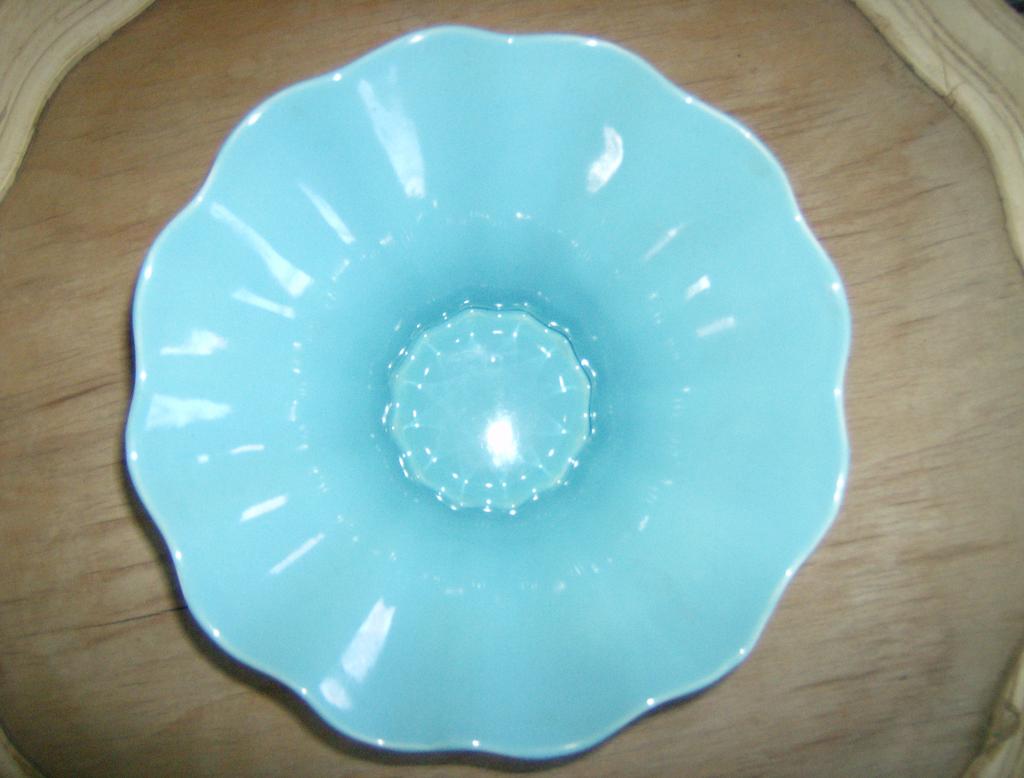 Red Wing Pottery Blue Luster Bowl 1946 Red Wing Pottery Blue Luster Bowl 1946