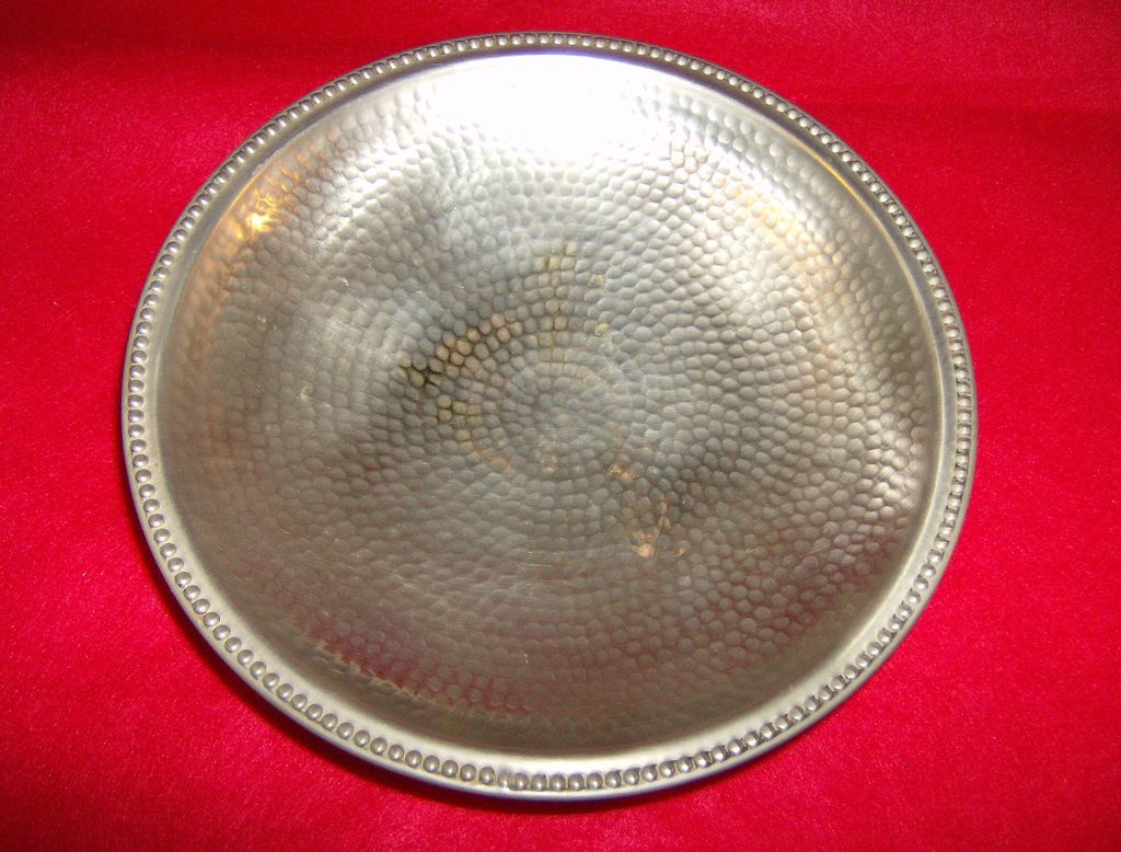 Hammered Brass Pedestal Fruit Bowl ~ Made in India Hammered Brass Pedestal Fruit Bowl ~ Made in India
