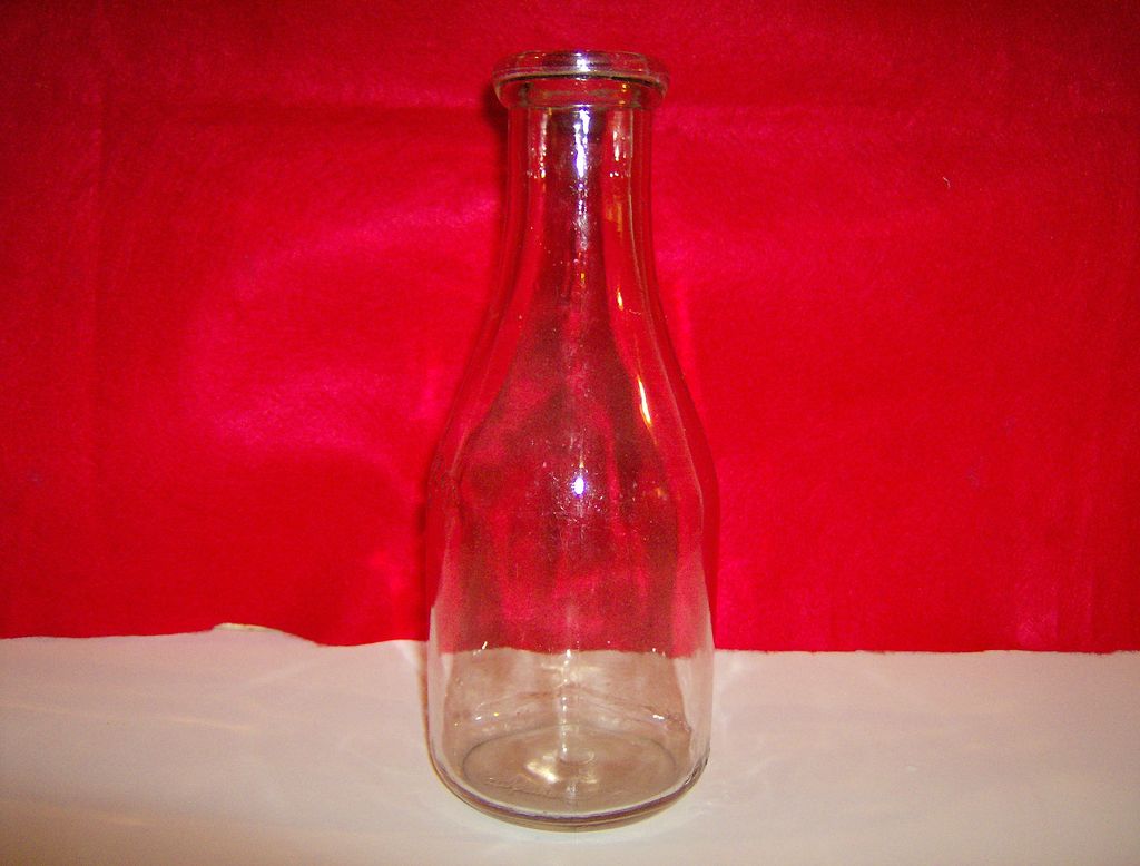Duraglas Owens Illinois Milk Bottle ~ 1948 Duraglas Owens Illinois Milk Bottle ~ 1948