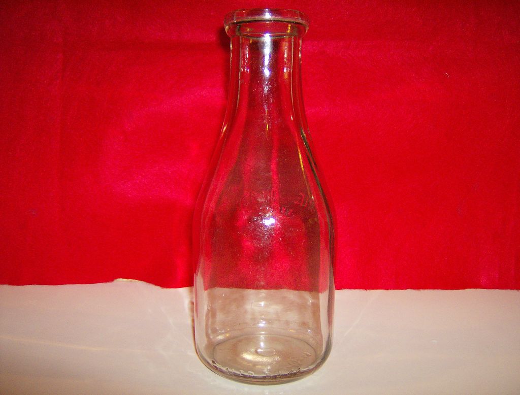 Duraglas Owens Illinois Milk Bottle ~ 1948 Duraglas Owens Illinois Milk Bottle ~ 1948