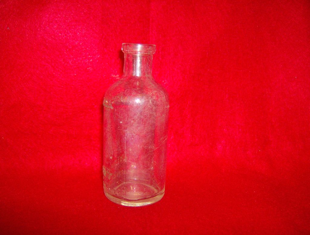 Listerine Bottle ~ Lambert Pharmacal Company Listerine Bottle ~ Lambert Pharmacal Company