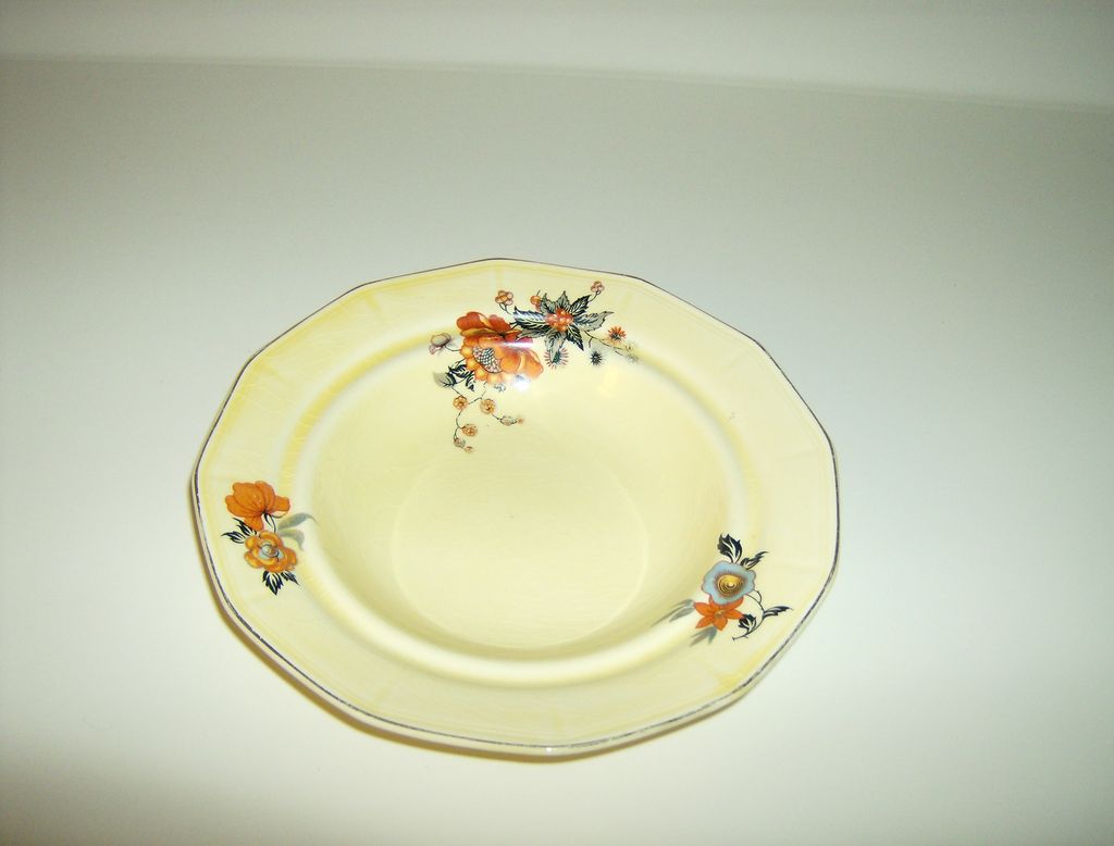 Antique Ivory from Salem Bowl Antique Ivory from Salem Bowl