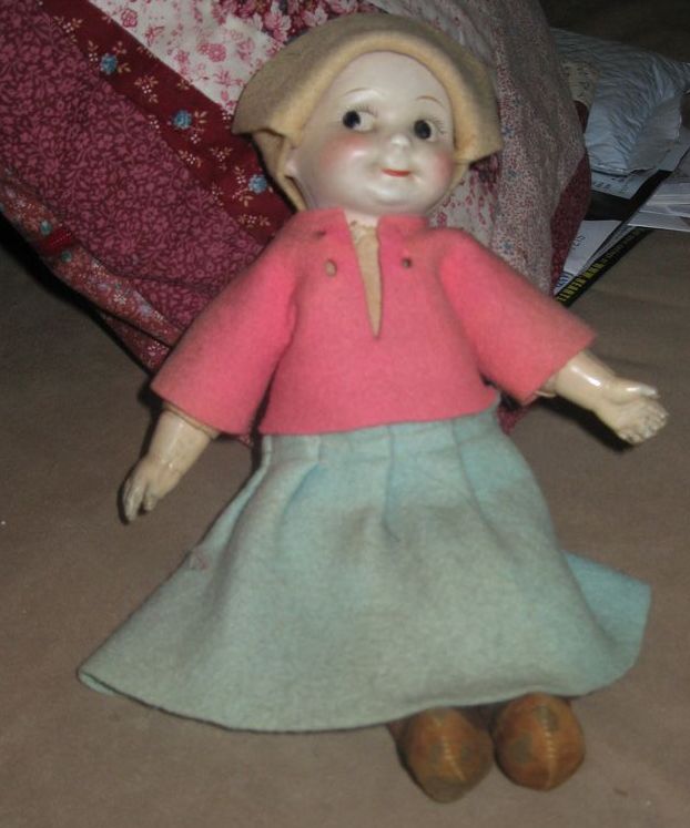 10" Googly 1930s by Madame Hendren Compo Doll in Felt Clothes 10" Googly 1930s by Madame Hendren Compo Doll in Felt Clothes
