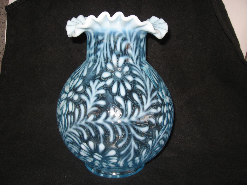Gorgeous "Mosser" Opalescent Blue "Fern & Daisy" Huge Vase Gorgeous "Mosser" Opalescent Blue "Fern & Daisy" Huge Vase