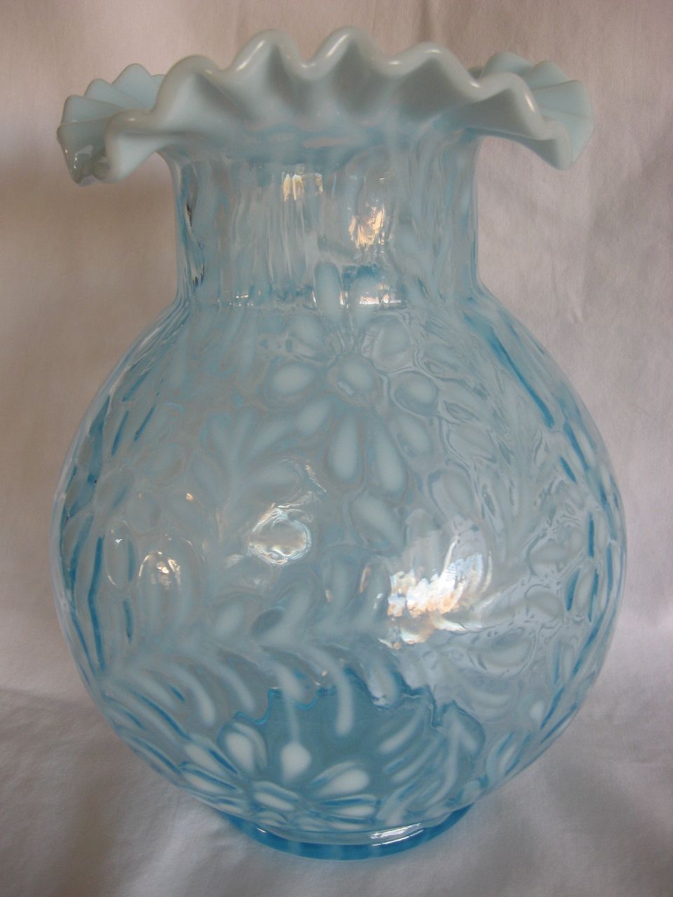 Gorgeous "Mosser" Opalescent Blue "Fern & Daisy" Huge Vase Gorgeous "Mosser" Opalescent Blue "Fern & Daisy" Huge Vase