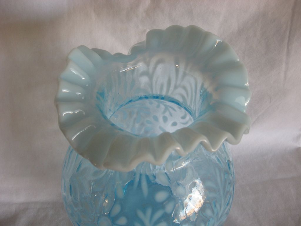 Gorgeous "Mosser" Opalescent Blue "Fern & Daisy" Huge Vase Gorgeous "Mosser" Opalescent Blue "Fern & Daisy" Huge Vase