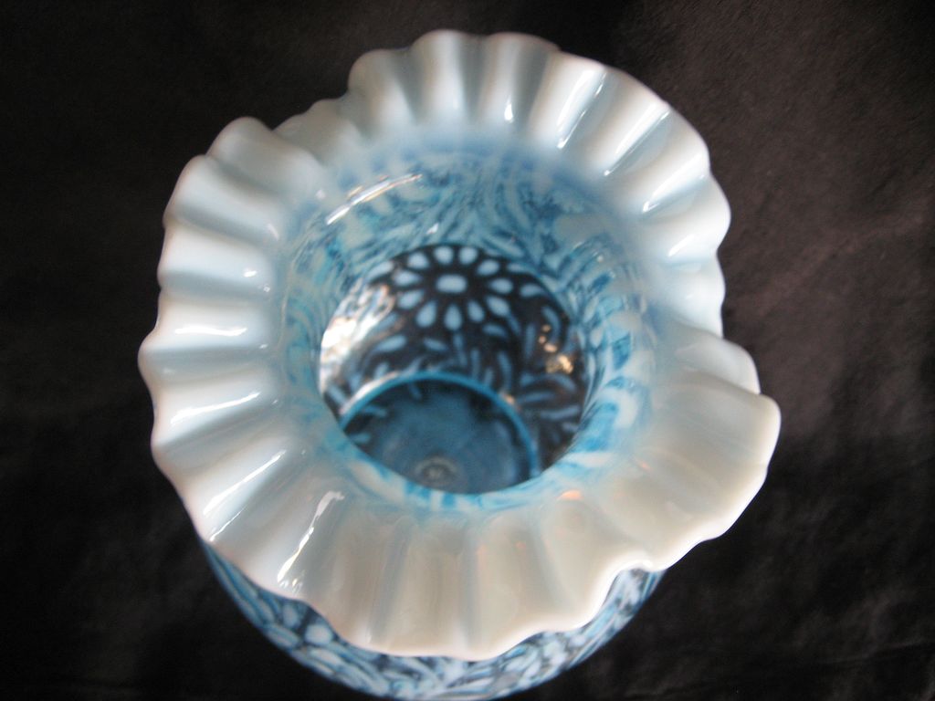 Gorgeous "Mosser" Opalescent Blue "Fern & Daisy" Huge Vase Gorgeous "Mosser" Opalescent Blue "Fern & Daisy" Huge Vase