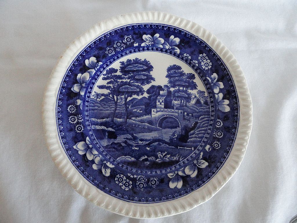 Flow Blue Copeland Cup&Saucer & 2 Desert Plates, Spode's Tower Flow Blue Copeland Cup&Saucer & 2 Desert Plates, Spode's Tower