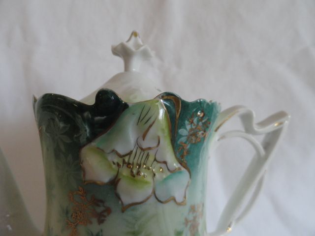 RS Prussia Demi Chocolate Pot, Embossed Poppies RS Prussia Demi Chocolate Pot, Embossed Poppies