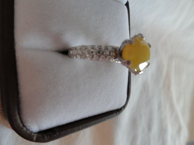 Luscious Yellow Opal & White Sapphire Gemstone Ring Luscious Yellow Opal & White Sapphire Gemstone Ring