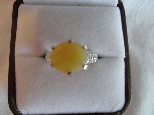 Luscious Yellow Opal & White Sapphire Gemstone Ring Luscious Yellow Opal & White Sapphire Gemstone Ring