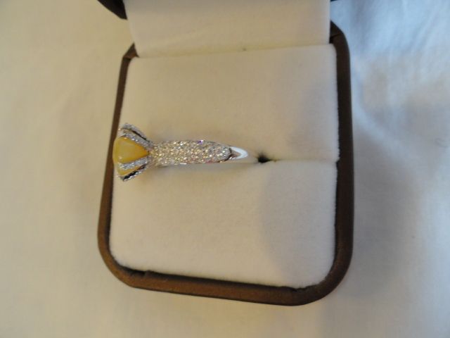 Luscious Yellow Opal & White Sapphire Gemstone Ring Luscious Yellow Opal & White Sapphire Gemstone Ring