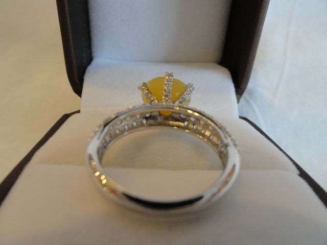 Luscious Yellow Opal & White Sapphire Gemstone Ring Luscious Yellow Opal & White Sapphire Gemstone Ring