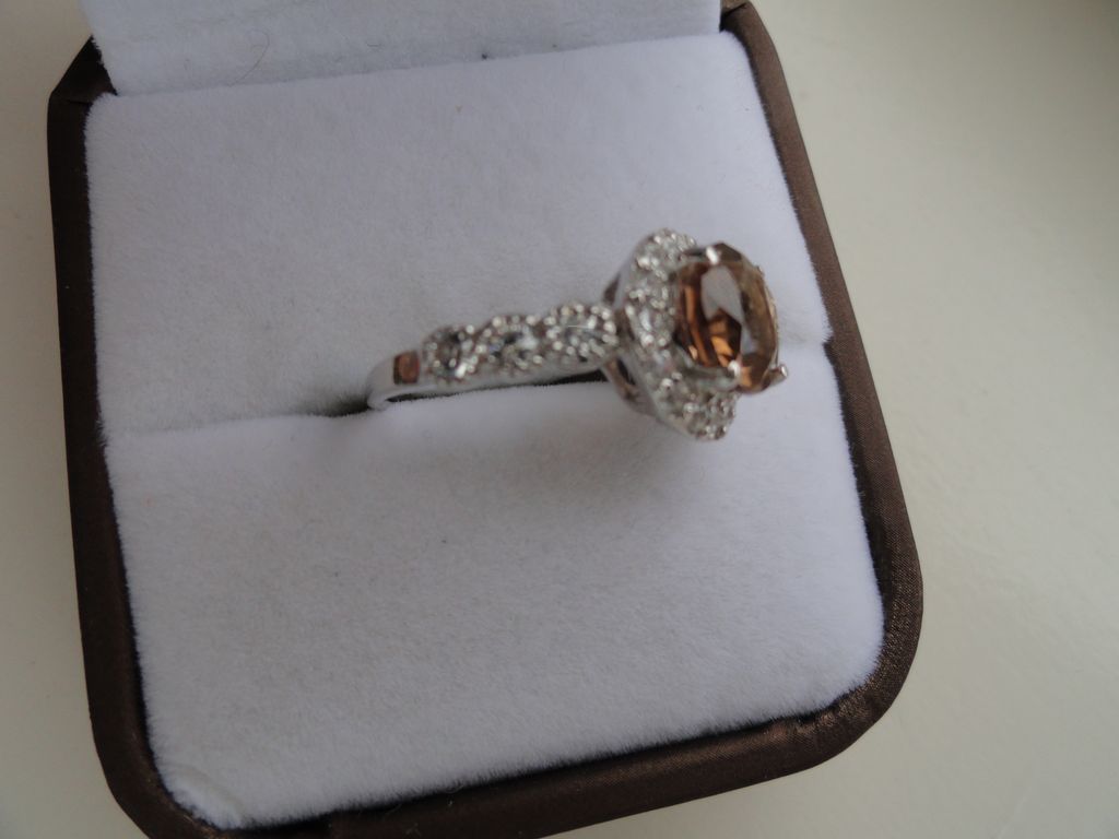 Stunning Champagne Topaz Ring Surrounded by White Sapphires & Zircons Stunning Champagne Topaz Ring Surrounded by White Sapphires & Zircons
