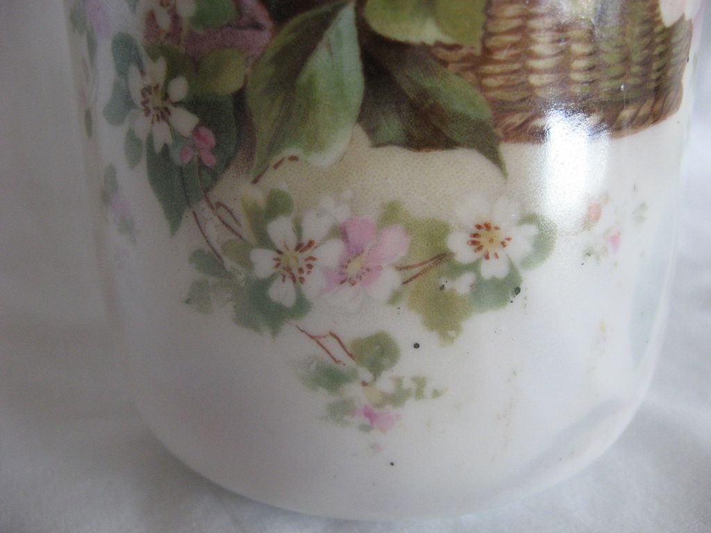 REDUCED: RS Prussia "Hanging Basket" Vase. MINT REDUCED: RS Prussia "Hanging Basket" Vase. MINT
