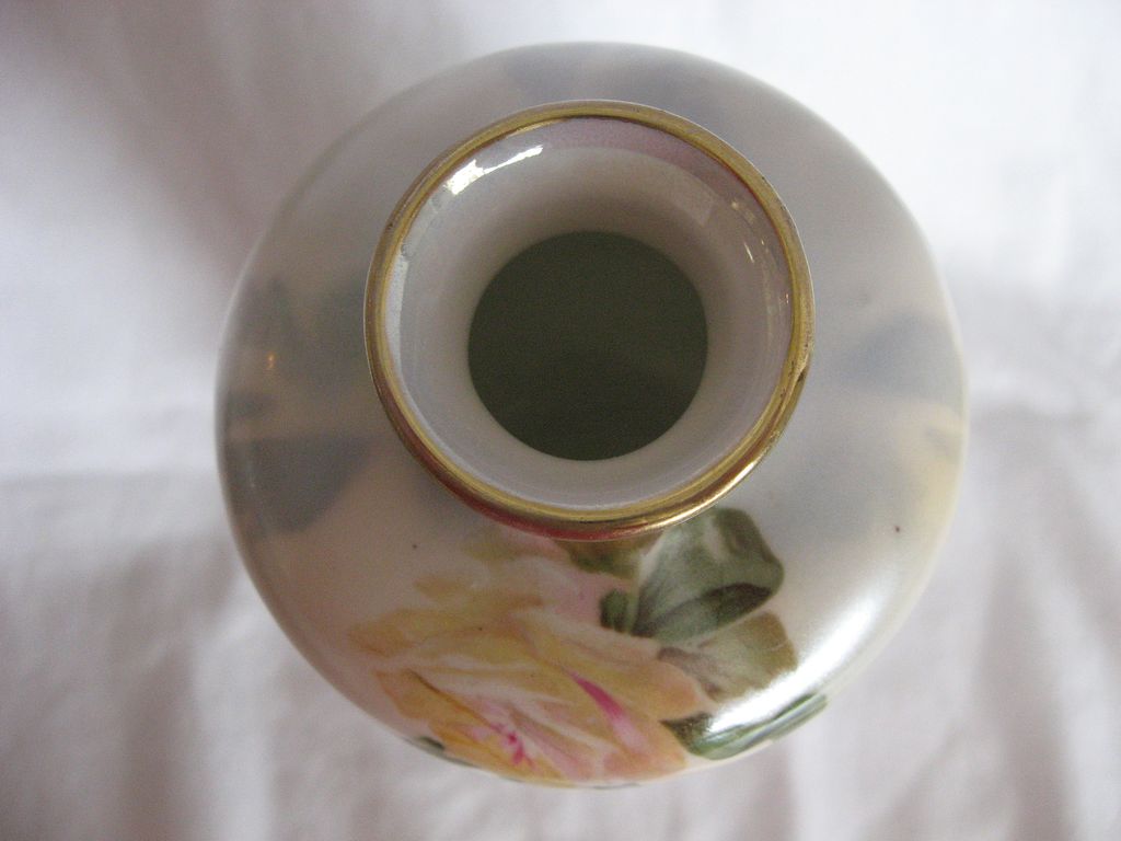 REDUCED: RS Prussia "Hanging Basket" Vase. MINT REDUCED: RS Prussia "Hanging Basket" Vase. MINT