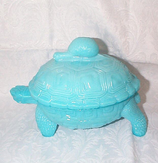 Vallerysthal Turtle & Snail Animal Covered Dish in Blue Vallerysthal Turtle & Snail Animal Covered Dish in Blue