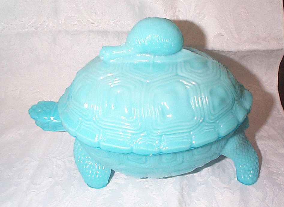 Vallerysthal Turtle & Snail Animal Covered Dish in Blue Vallerysthal Turtle & Snail Animal Covered Dish in Blue
