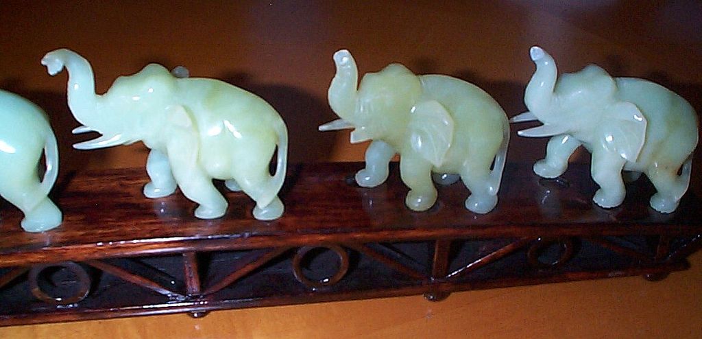 Five Jade Elephants with Stand. Five Jade Elephants with Stand.