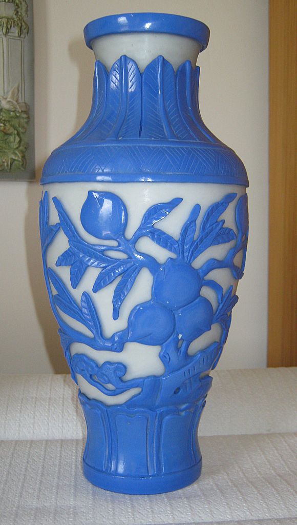Chinese Peking Glass Vase - Chinese Peking Glass Vase -