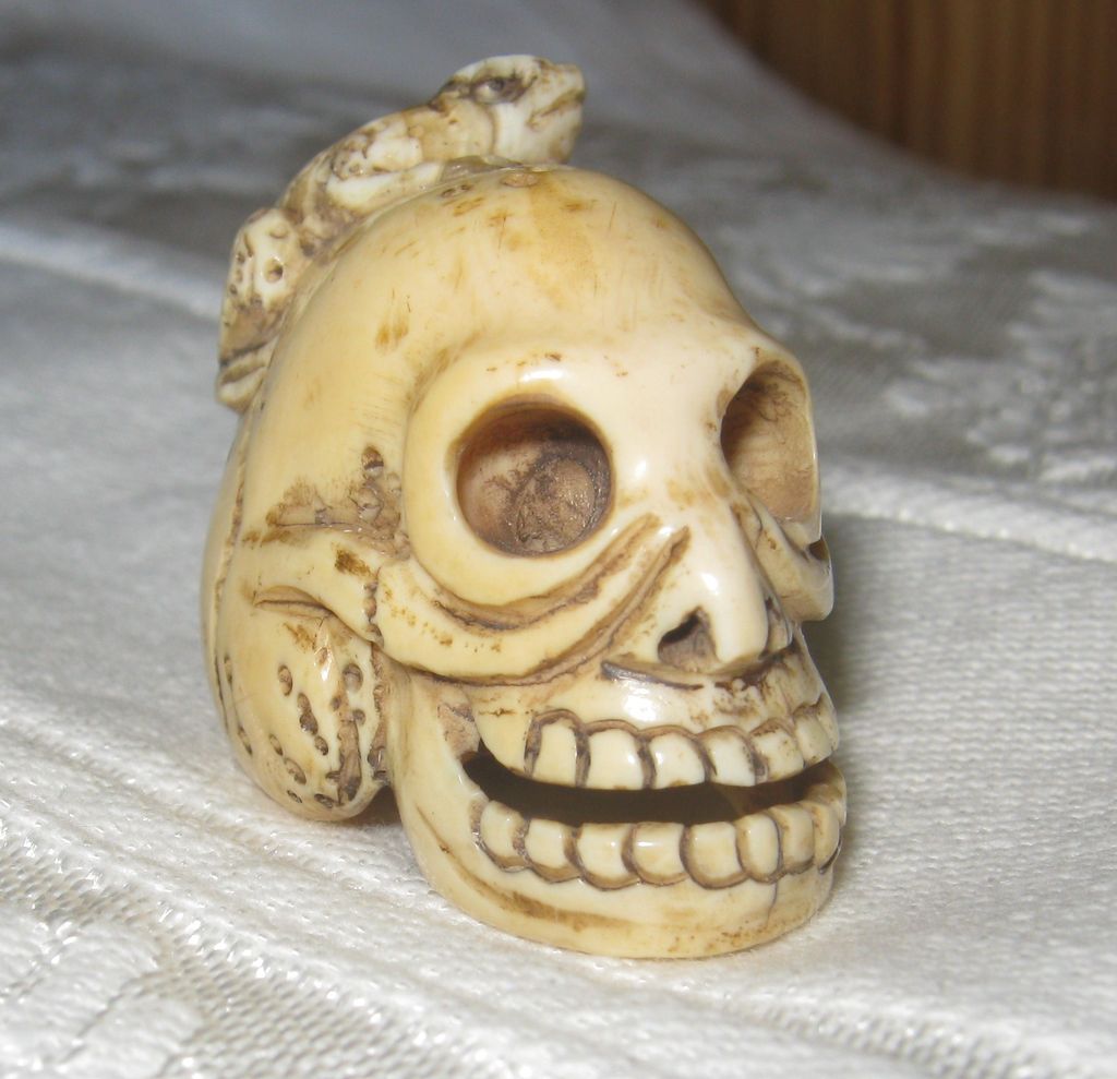 Netsuke in the Form of Human Skull w/Frog - Signed Netsuke in the Form of Human Skull w/Frog - Signed