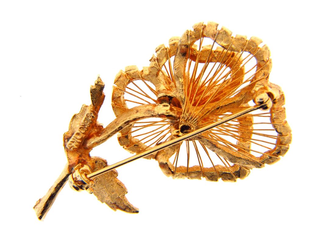 Signed Brooks 1960's floral brooch with genuine pearl Signed Brooks 1960's floral brooch with genuine pearl