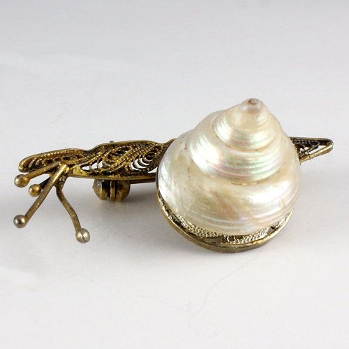 Really cute Snail small brooch marked 800 (High Silver content) Vermeil finish with shell Really cute Snail small brooch marked 800 (High Silver content) Vermeil finish with shell