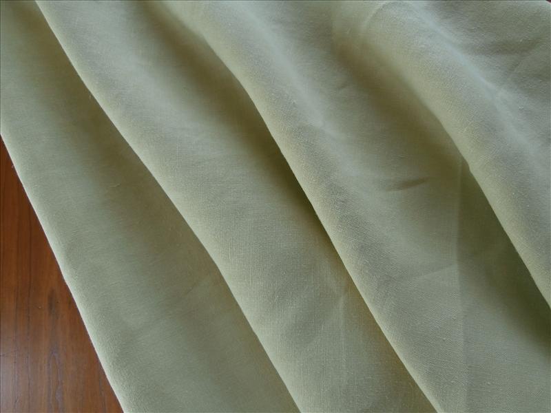 Oval Linen Tablecloth Vintage Pea Soup Green 81 x 58.5 Oval Linen Tablecloth Vintage Pea Soup Green 81 x 58.5