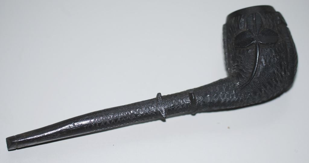 Antique Irish Bogwood Pipe Antique Irish Bogwood Pipe