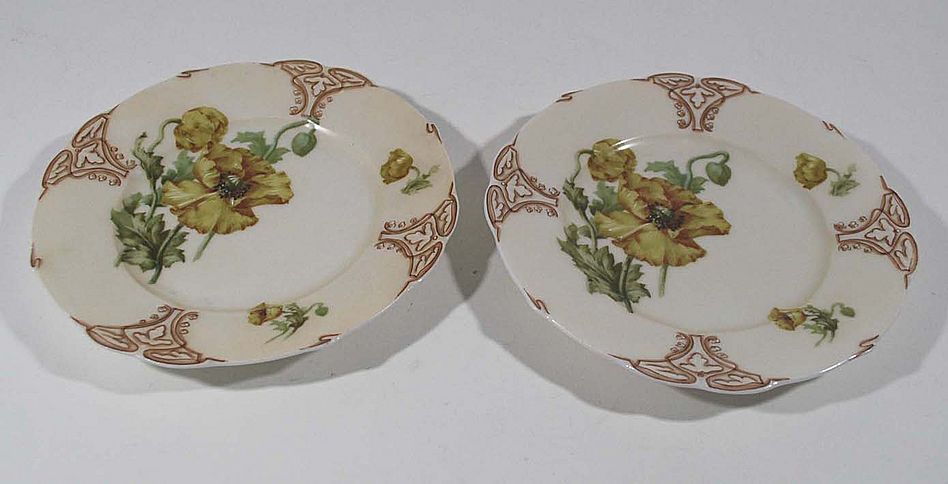 Antique Pair of Old Ivory Porcelain Plates, Poppy Pattern, # 122 Antique Pair of Old Ivory Porcelain Plates, Poppy Pattern, # 122