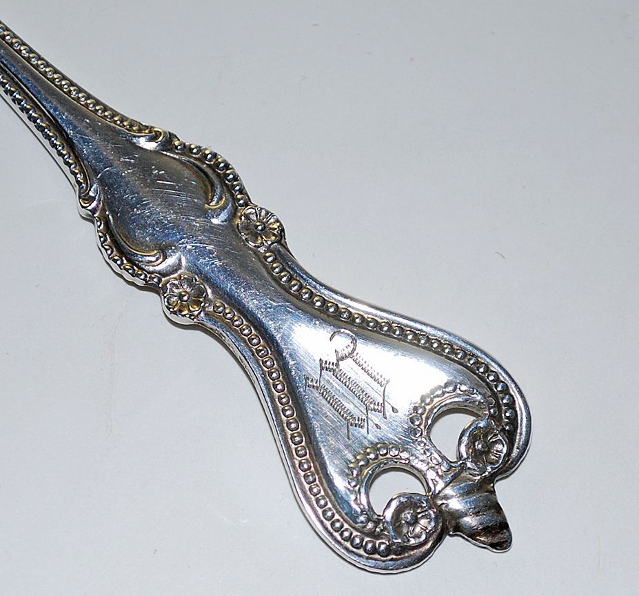 Antique Sterling Silver Fruit Spoons (12), Towle – Colonial Antique Sterling Silver Fruit Spoons (12), Towle – Colonial