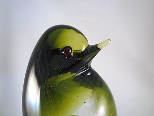 Pilgrim Glass Mid Century Modern Large Pigeon Figurine Pilgrim Glass Mid Century Modern Large Pigeon Figurine
