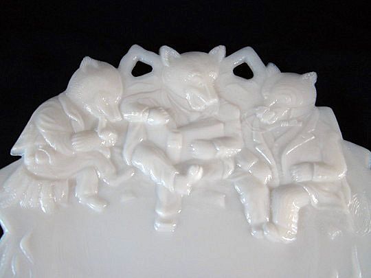 Westmoreland Milk Glass 3 Roosevelt Bears Plate Early Westmoreland Milk Glass 3 Roosevelt Bears Plate Early