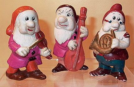 Snow White and the Seven Dwarfs Large Bisque Musicians Complete Set Snow White and the Seven Dwarfs Large Bisque Musicians Complete Set