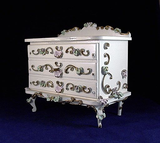 Spielwaren Wood & Gesso Applied Flowers Dresser 8" Doll Furniture Spielwaren Wood & Gesso Applied Flowers Dresser 8" Doll Furniture