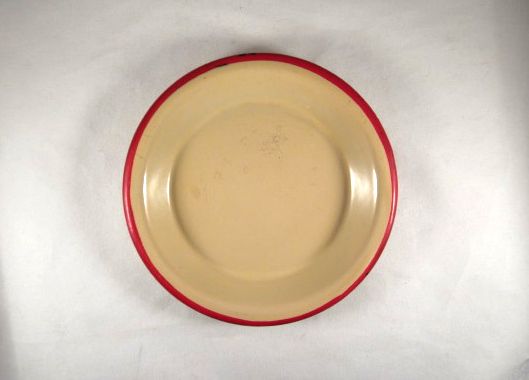 Child's Toy Graniteware Beige with Red Trim 5 Piece Cooking/Baking Set Child's Toy Graniteware Beige with Red Trim 5 Piece Cooking/Baking Set