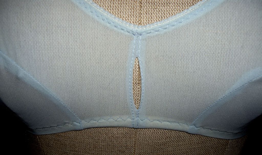 Vintage 1970 Exquisite Form Crepespan Bra Brassiere Blue 34B NEW NWT