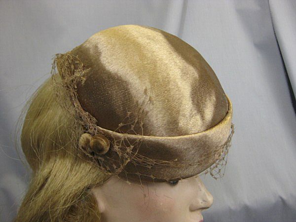 B1502 Vintage hat 1940s tilt top B1502 Vintage hat 1940s tilt top