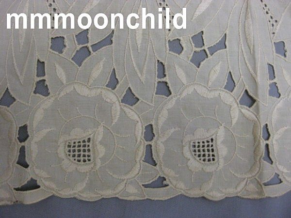 Vintage linen cut work runner Stileto Work early 20th C B2096 Vintage linen cut work runner Stileto Work early 20th C B2096