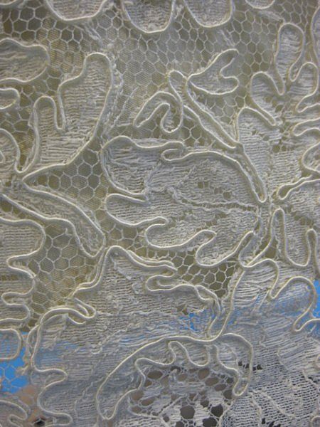 B2523 Vintage Wedding gown silk alonquin lace 1960s B2523 Vintage Wedding gown silk alonquin lace 1960s