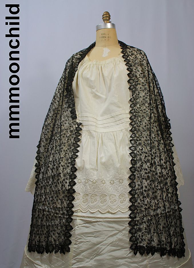 Antique silk lace shawl Victorian era Antique silk lace shawl Victorian era