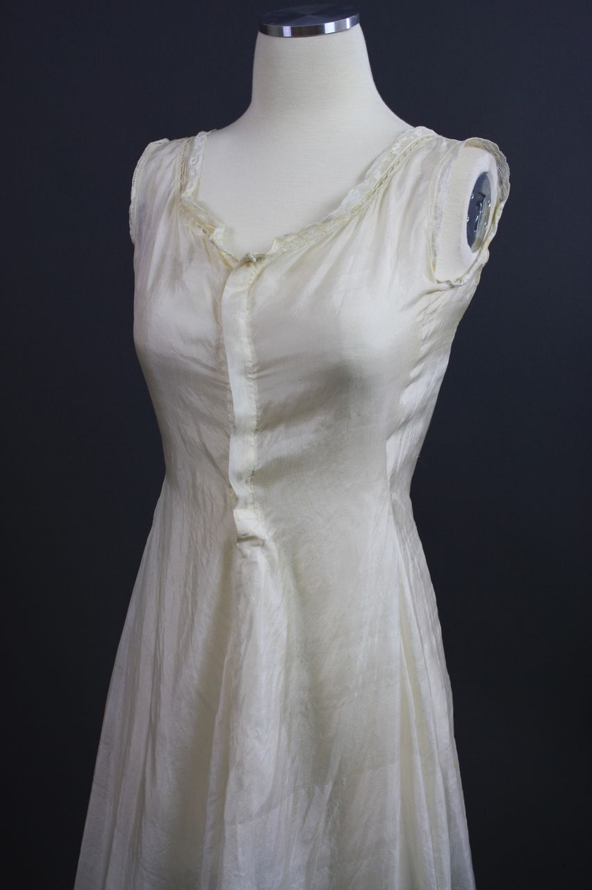 Antique Victorian era silk Chemise Slip HM52 Antique Victorian era silk Chemise Slip HM52