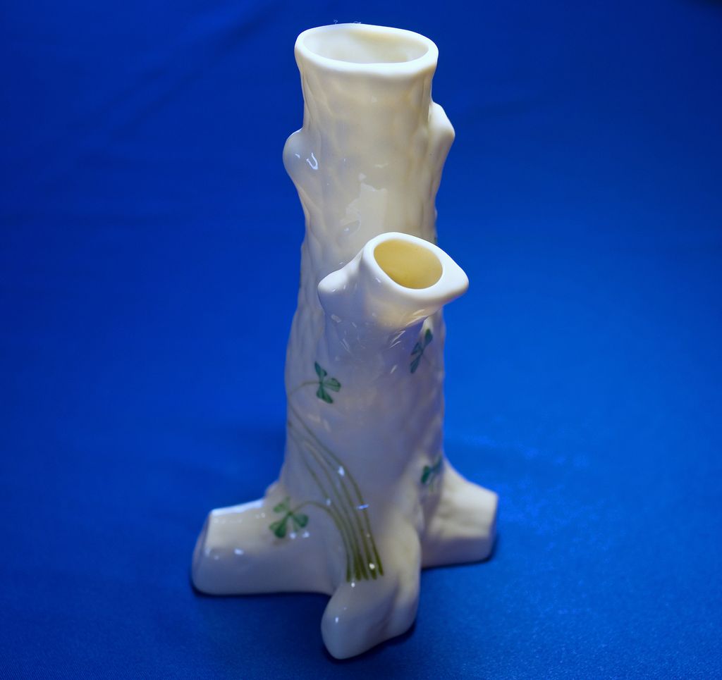 Belleek Shamrock Trunk Spill/Vase, Third Green Mark, Mint Condition Belleek Shamrock Trunk Spill/Vase, Third Green Mark, Mint Condition