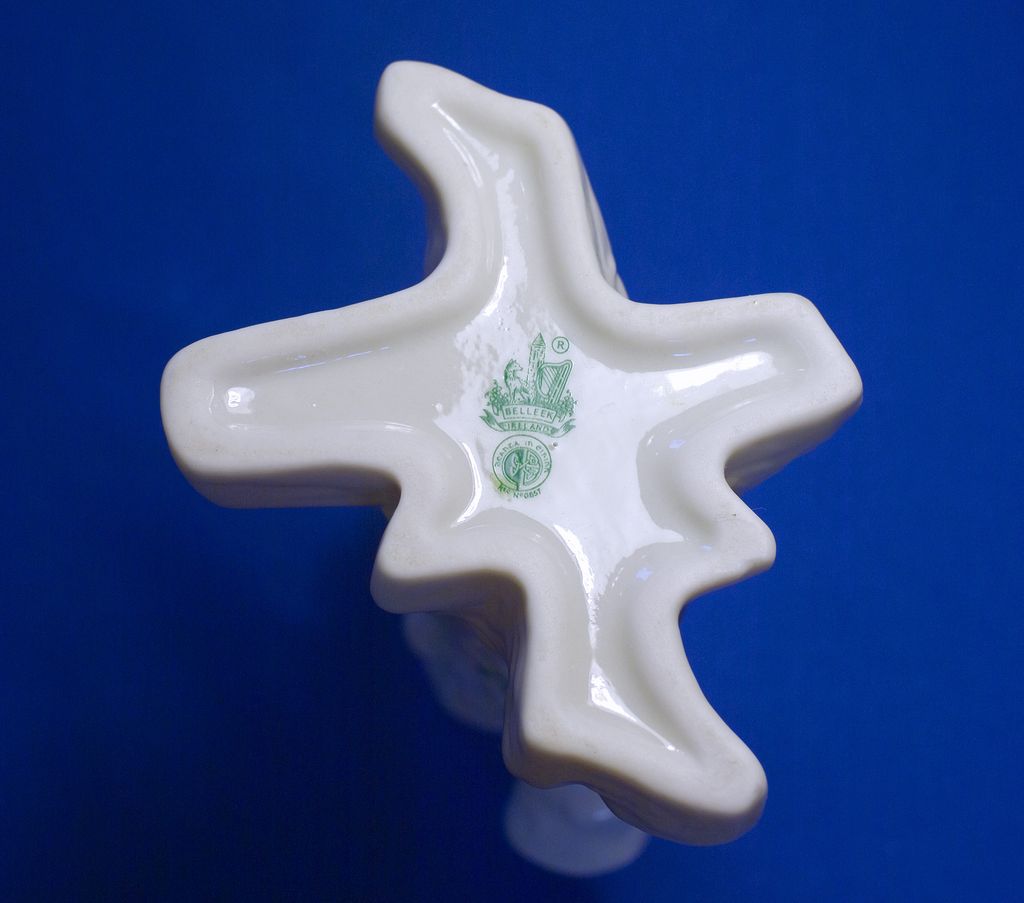 Belleek Shamrock Trunk Spill/Vase, Third Green Mark, Mint Condition Belleek Shamrock Trunk Spill/Vase, Third Green Mark, Mint Condition