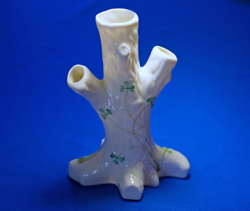 Belleek Shamrock Trunk Spill/Vase, Third Green Mark, Mint Condition Belleek Shamrock Trunk Spill/Vase, Third Green Mark, Mint Condition