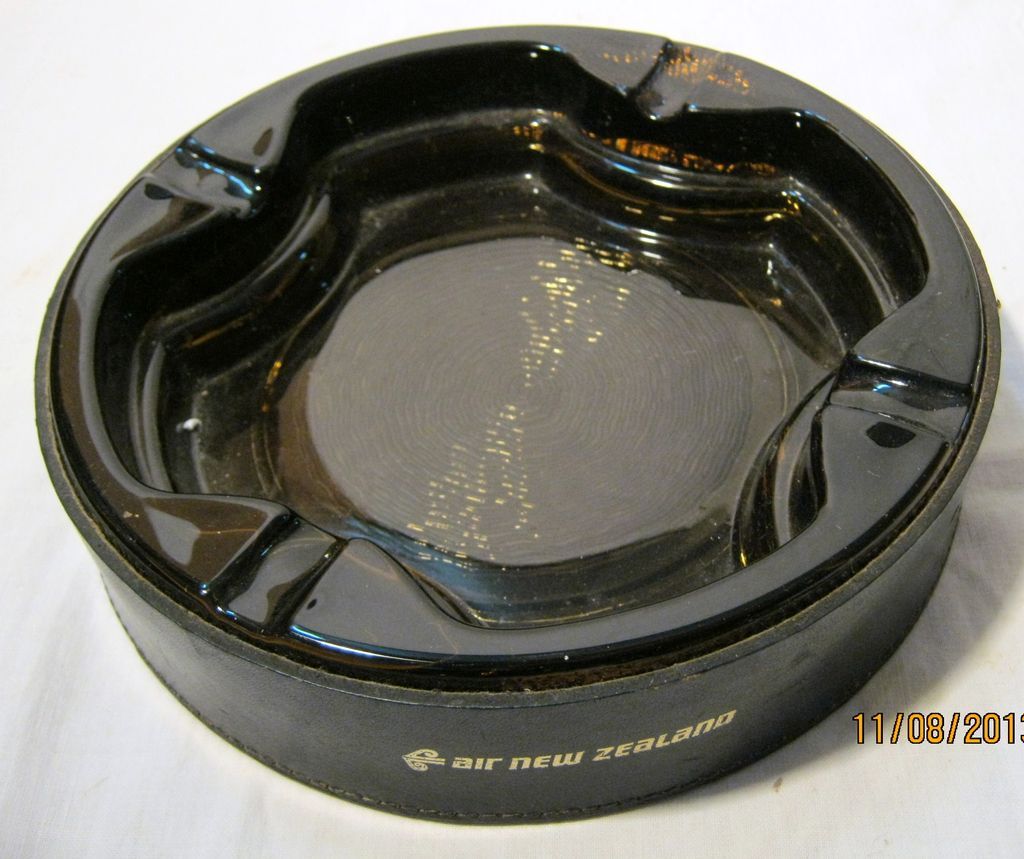 Air New Zealand Large Promotional Ashtray Circa - 1970 Air New Zealand Large Promotional Ashtray Circa - 1970