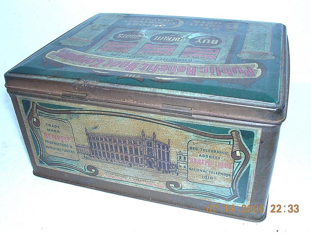 Vintage Tin "The Public Benefit Boot Company" Vintage Tin "The Public Benefit Boot Company"