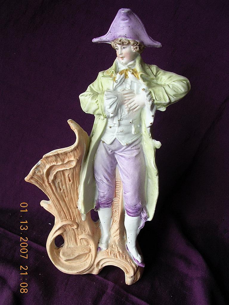 Victorian Bisque Porcelain Slip Vase Victorian Bisque Porcelain Slip Vase